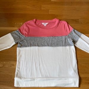 Large Market & Spruce beach sweater